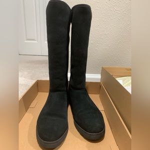 Black Uggs 9.5 EUC